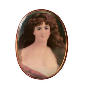 Vintage Rossetti Trinket Box Hinged Lid Red Oval Portrait Jewelry Box Home Decor